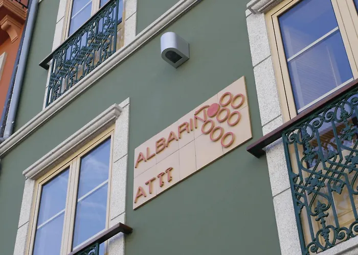 Apartamentos Albarino